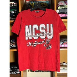 Vintage Y2K Rare NC State University Wolfpack Mascot Tee